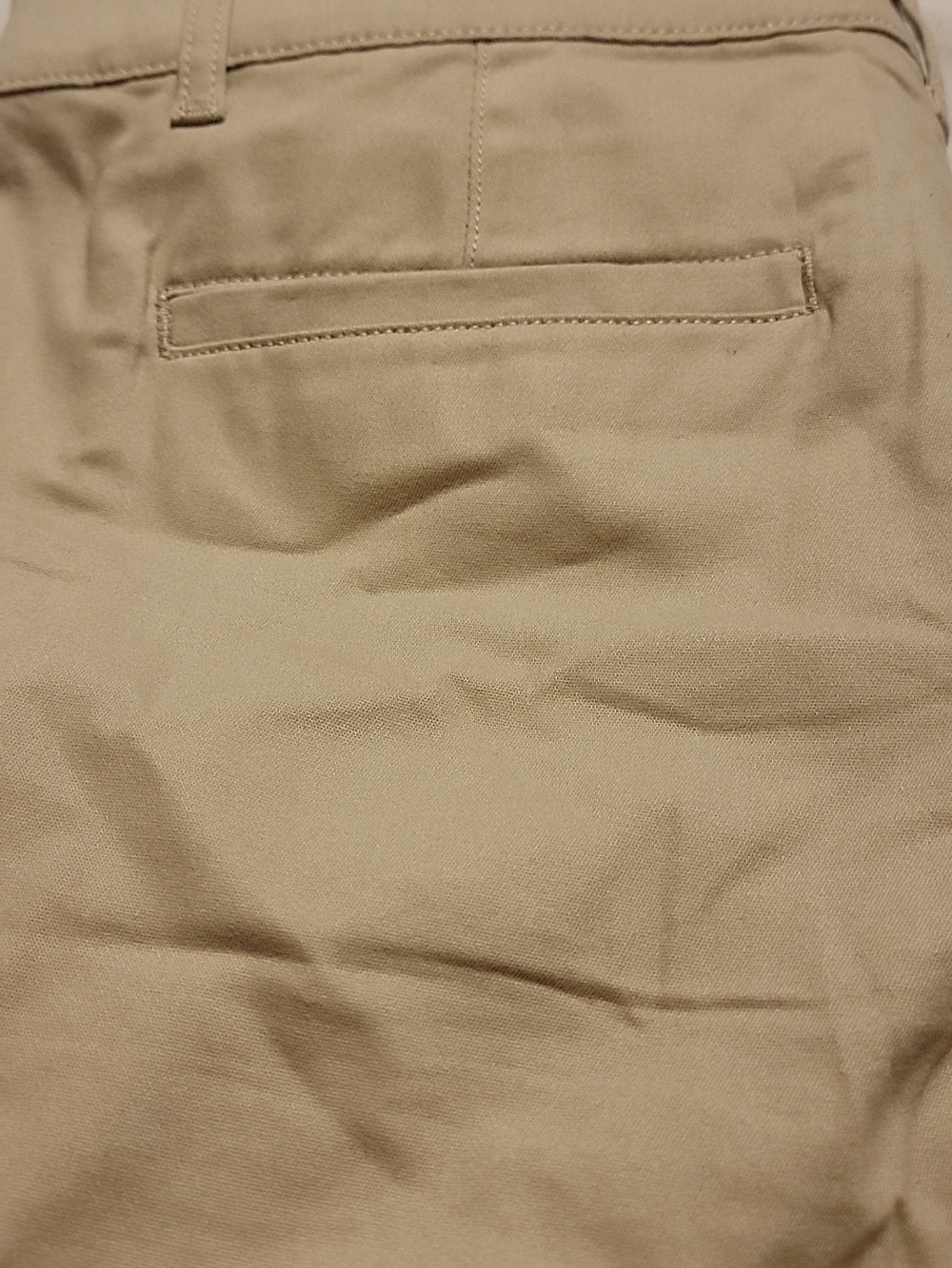 NWT Size 18 Women Bermuda Shorts in Light Khaki - "Secretly Slender" Tag - Picture 4 of 7